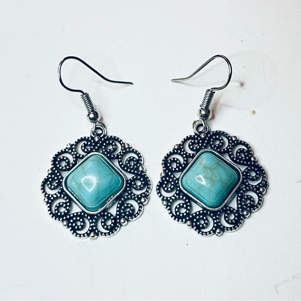 New Handmade Blue Natural Larimar Victorian Tibeten Silver Dangle Earrings - Picture 4 of 9